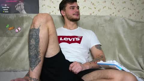 John online show from 12/03/25, 08:45