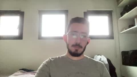Snapshot of johnukber chatting on 08/05/26, 04:21 John Ukber online show from 08/05/26, 04:21