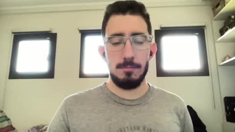 Snapshot of johnukber chatting on 08/08/26, 03:47 John Ukber online show from 08/08/26, 03:47