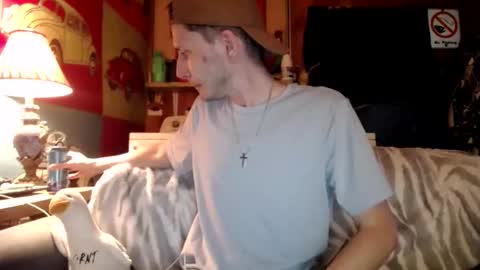 Snapshot of johstondude chatting on 05/21/26, 01:12 Johston online show from 05/21/26, 01:12