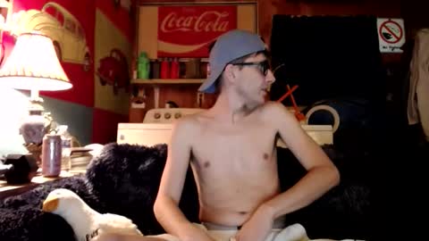 Snapshot of johstondude chatting on 06/07/26, 01:54 Johston online show from 06/07/26, 01:54