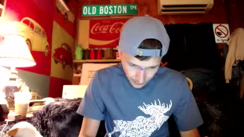 Snapshot of johstondude chatting on 06/20/26, 06:38 Johston online show from 06/20/26, 06:38