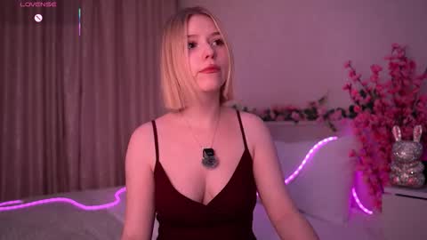 Snapshot of joice_queen chatting on 02/13/26, 08:05 Paula online show from 02/13/26, 08:05