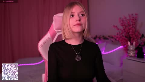 Snapshot of joice_queen chatting on 02/26/26, 08:52 Paula online show from 02/26/26, 08:52