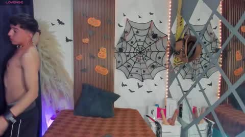 Snapshot of joji_spencer chatting on 11/02/25, 04:04 joji_spencer online show from 11/02/25, 04:04