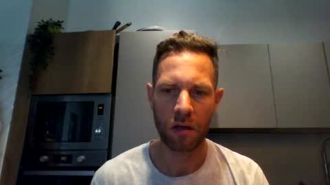 Snapshot of jojo19844 chatting on 09/09/25, 08:14 jojo19844 online show from 09/09/25, 08:14