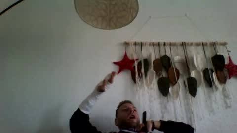 Snapshot of jojo19844 chatting on 12/18/25, 11:38 jojo19844 online show from 12/18/25, 11:38