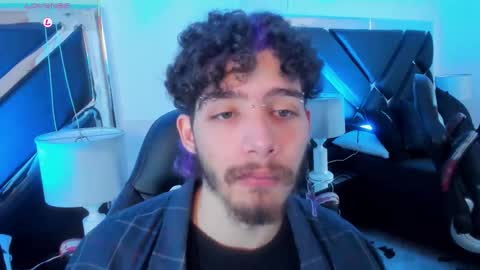 Snapshot of jojobraando chatting on 12/15/25, 12:04 jojobraando online show from 12/15/25, 12:04