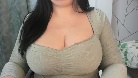 Snapshot of jokissy chatting on 01/11/25, 12:29 jokissy online show from 01/11/25, 12:29
