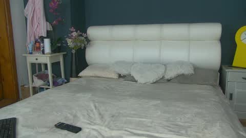 Lana online show from 04/24/26, 05:10