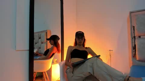 jolie_lov online show from 02/15/25, 12:54