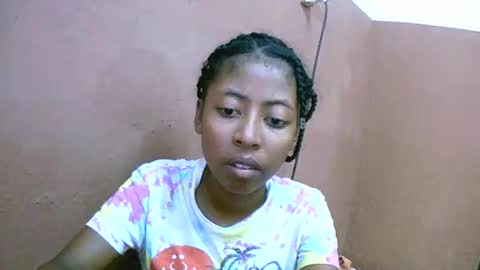 Snapshot of joliekah27 chatting on 03/01/25, 10:24 joliekah27 online show from 03/01/25, 10:24