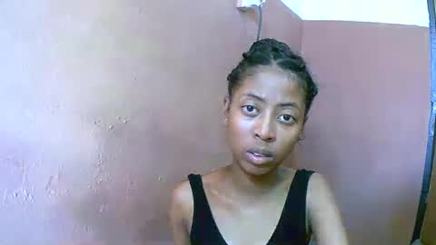 Snapshot of joliekah27 chatting on 03/02/25, 08:27 joliekah27 online show from 03/02/25, 08:27