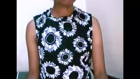 Snapshot of joliekah27 chatting on 11/08/25, 06:51 joliekah27 online show from 11/08/25, 06:51