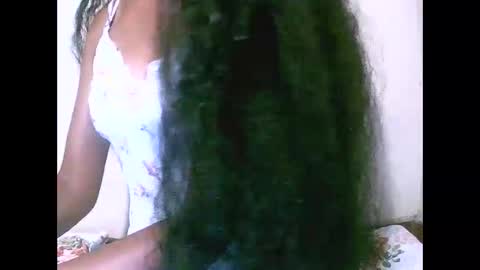 joliekah27 online show from 04/21/26, 01:42