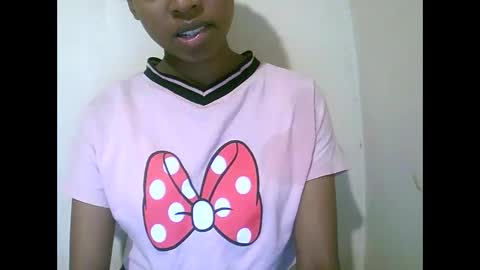 joliekah27 online show from 04/22/26, 07:55