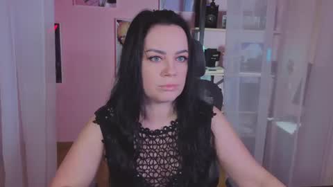 Snapshot of jolieorchid chatting on 07/02/26, 05:35 MISTRESS Jolie online show from 07/02/26, 05:35