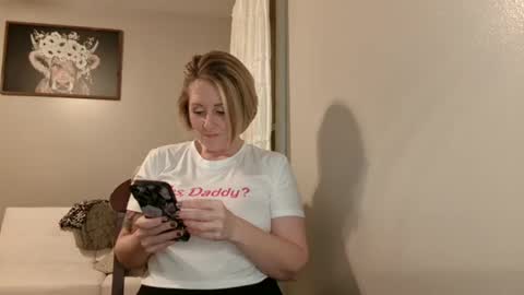 Snapshot of joliexx41 chatting on 01/03/25, 02:21 Jolie online show from 01/03/25, 02:21