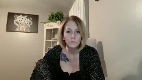 Jolie online show from 04/11/26, 12:59