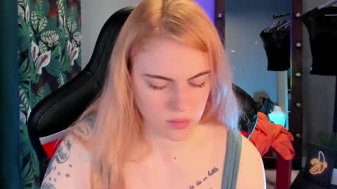 Jolly online show from 01/11/25, 03:13