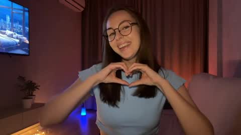 jolly_dollyy online show from 04/19/26, 08:11