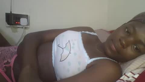 Snapshot of jollynabeb chatting on 02/25/25, 03:49 jollynabeb online show from 02/25/25, 03:49