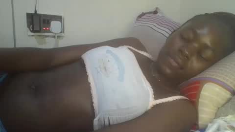 Snapshot of jollynabeb chatting on 02/26/25, 01:41 jollynabeb online show from 02/26/25, 01:41