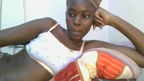 Snapshot of jollynabeb chatting on 10/01/25, 07:53 jollynabeb online show from 10/01/25, 07:53