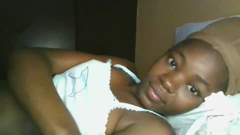 Snapshot of jollynabeb chatting on 11/01/25, 02:08 jollynabeb online show from 11/01/25, 02:08