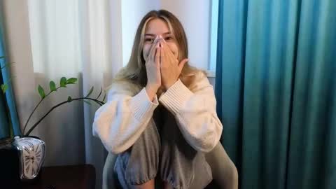 Viola online show from 09/12/25, 11:21