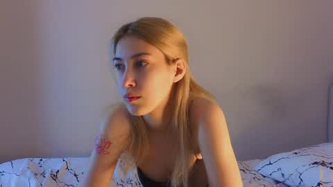 Viola online show from 11/16/25, 11:05