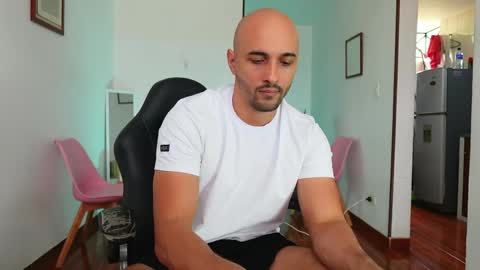 Jon online show from 05/20/26, 04:35