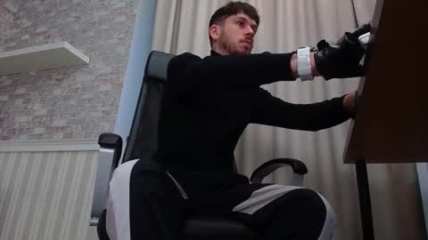 JonahShaw online show from 10/14/25, 04:35