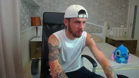 JonahShaw online show from 07/18/26, 04:49