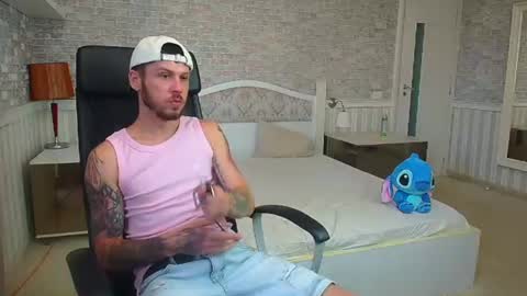 JonahShaw online show from 07/19/26, 04:27