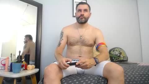  JONAS BEARD  online show from 11/17/25, 07:52