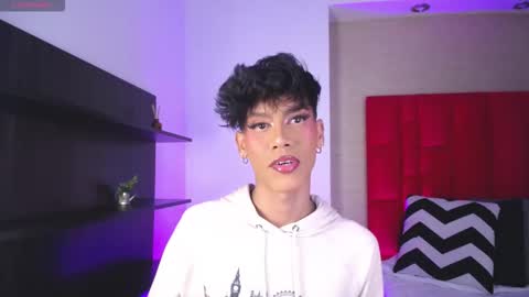 Jonas  online show from 03/22/26, 06:06