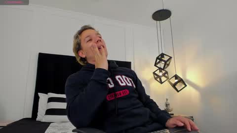 Jonathan Danielss  online show from 02/19/25, 11:49