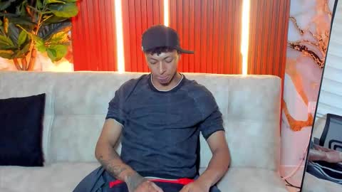 jonathan_guzman_ online show from 03/10/26, 03:33