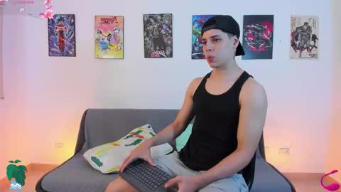 Instagram jonathanfit14 online show from 11/22/25, 09:36