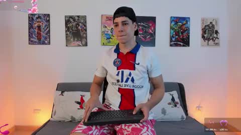 Instagram jonathanfit14 online show from 01/13/26, 10:04