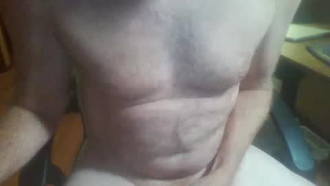 Snapshot of jonderr135 chatting on 01/06/26, 03:32 jonderr135 online show from 01/06/26, 03:32