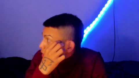 Snapshot of jonesgowther chatting on 01/18/25, 03:09 jonesgowther online show from 01/18/25, 03:09