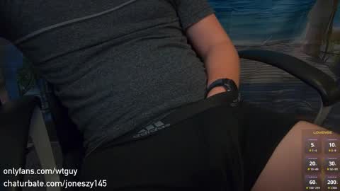 Snapshot of joneszy145 chatting on 05/02/26, 05:23 WhteGuy online show from 05/02/26, 05:23