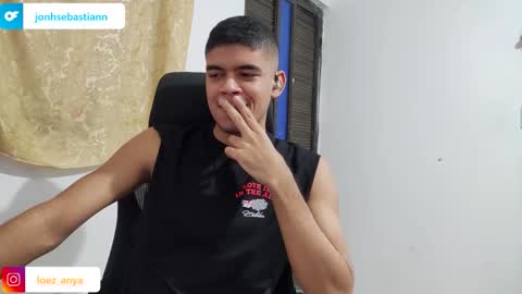 Snapshot of jonhsebastiann chatting on 11/05/25, 06:57 John online show from 11/05/25, 06:57