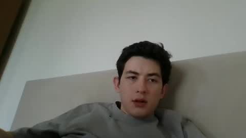 Snapshot of jonhy_merlin chatting on 05/27/26, 01:41 jonhy_merlin online show from 05/27/26, 01:41