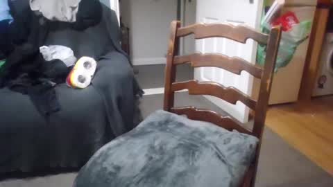 jonlow1 online show from 12/23/24, 10:55