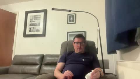 jonnybeeswax7376964133 online show from 12/03/25, 10:41