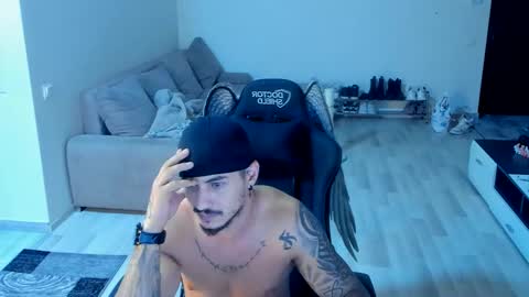 jonnyporn1 online show from 10/24/25, 06:48