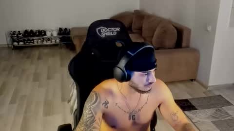 jonnyporn1 online show from 12/21/25, 07:26